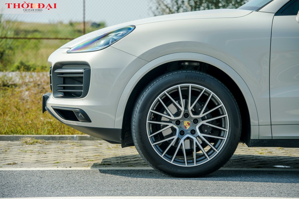 Chi tiết Porsche Cayenne Coupe mới có giá gần 6,5 tỷ đồng