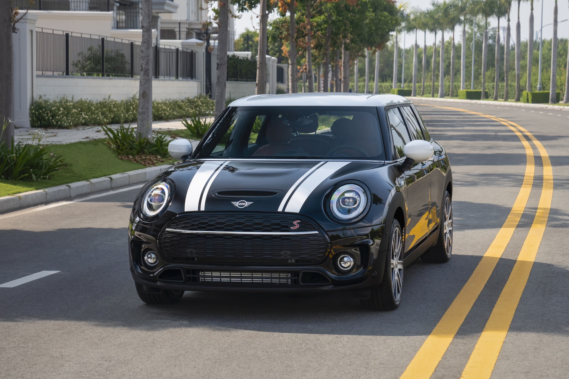 thaco se mang mini clubman 2020 ve viet nam