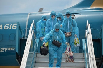 Hơn 200 công dân mắc kẹt Đà Nẵng về đến Hà Nội
