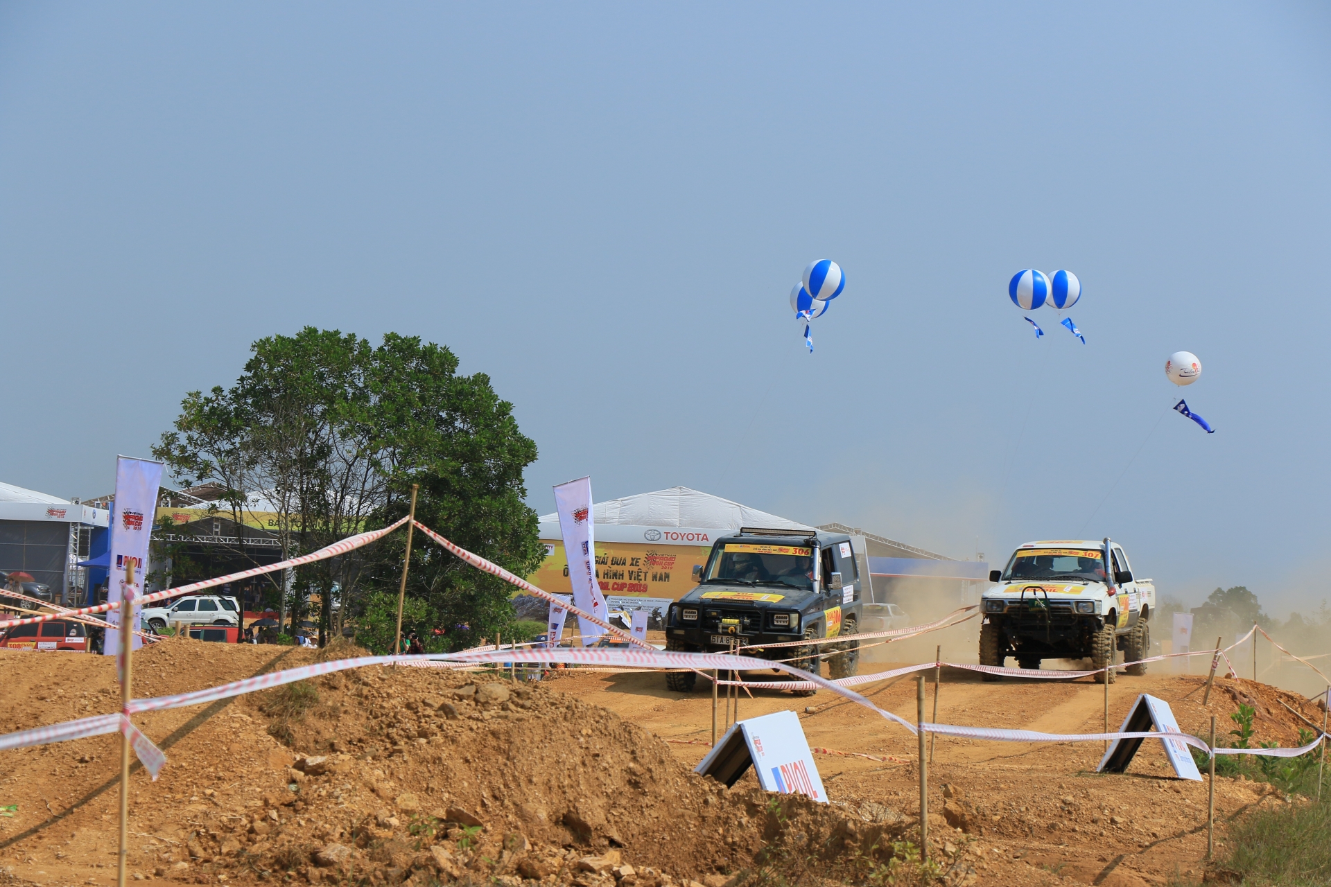 giai dua xe offroad lon nhat 2019 chinh thuc khoi tranh