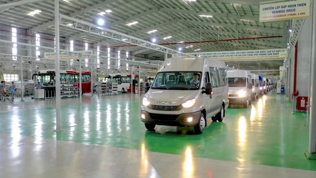THACO lắp ráp và phân phối thêm thương hiệu Mini Bus IVECO