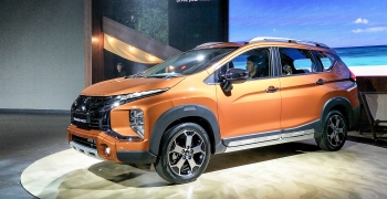 mitsubishi gioi thieu xpander cross 2020 gia ban chi tu 430 trieu dong