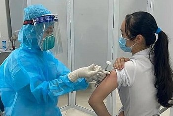 den chieu 52 ca nuoc da tiem hon 1821 trieu lieu vaccine phong covid 19