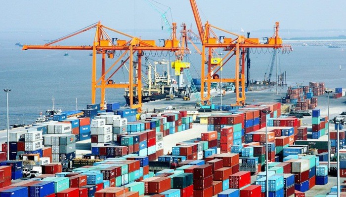 Xuất khẩu hàng hóa trung gian của thế giới tiếp tục tăng trưởng 27% | Báo Công Thương