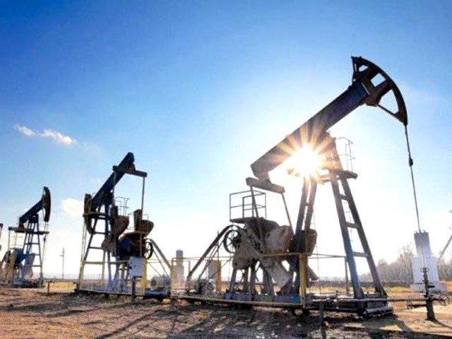 Điều nguy hiểm đến gần, giá dầu tăng mạnh lên 95 USD/thùng