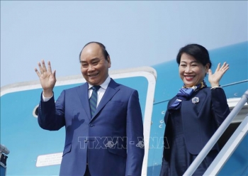 Chủ tịch nước Nguyễn Xuân Phúc bắt đầu chuyến thăm cấp Nhà nước tới Singapore