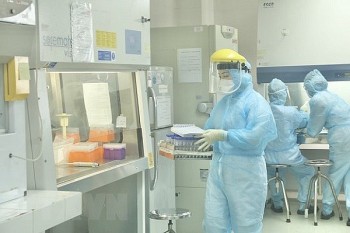 ngay 83 ha noi ghi nhan ky luc 32650 ca mac moi covid 19