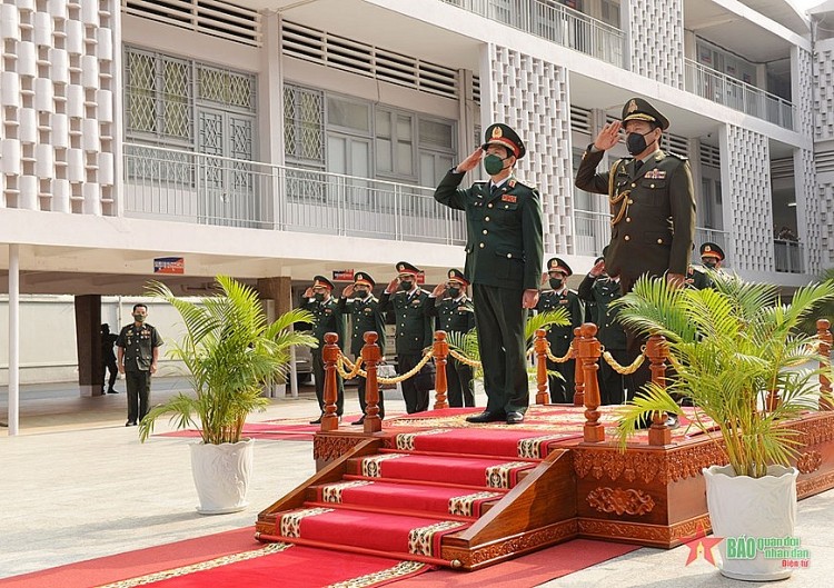 Đoàn đại biểu cấp cao QĐND Việt Nam thăm chính thức Campuchia