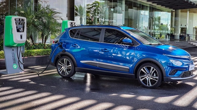 Ban hành hướng dẫn khai báo thuế suất thuế tiêu thụ đặc biệt với xe ô tô điện chạy bằng pin