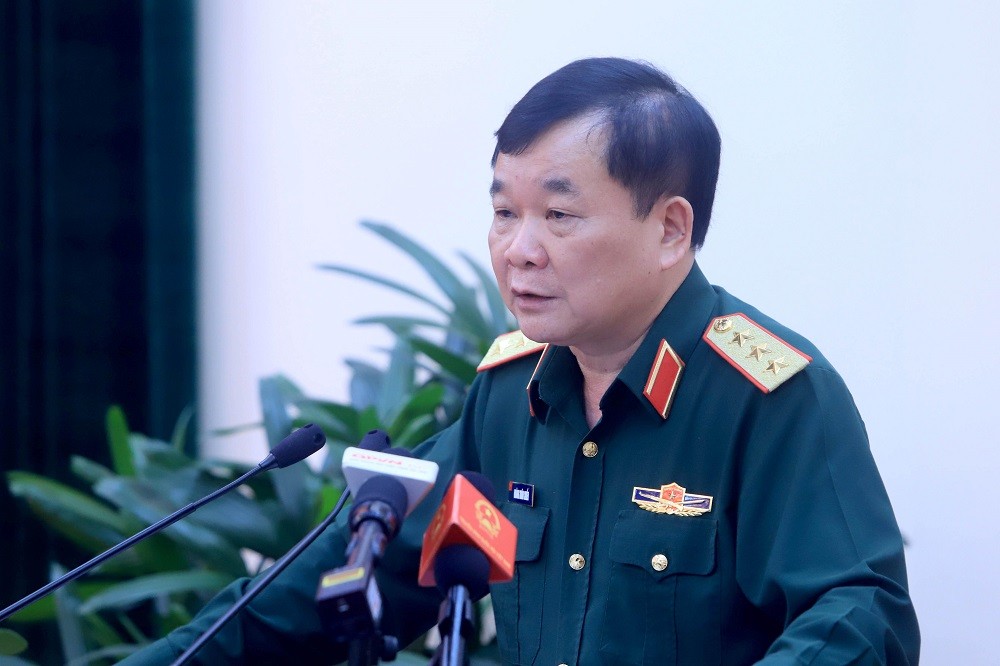 (04.14) Thứ trưởng Bộ Quốc phòng, Thượng tướng Hoàng Xuân Chiến phát biểu tại Hội nghị. (Nguồn: Vietnamnet/Trần Thường)