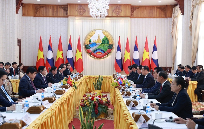 Tăng cường kết nối, nâng tầm hợp tác kinh tế Việt Nam-Lào ảnh 1