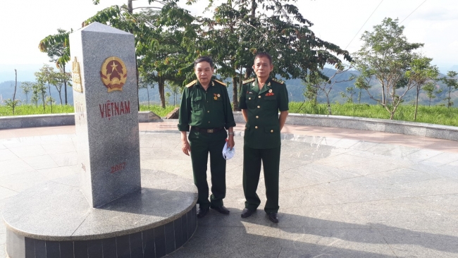 Cột mốc ngã ba biên giới Đông Dương – điểm check-in với nhiều du khách