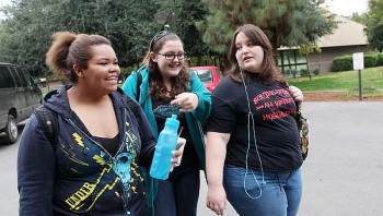 chau au co the phai doi dien voi mot dai dich khac