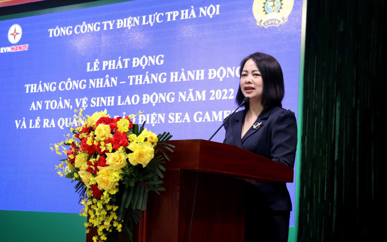 Bà Chu Thị Hạnh – Phó Cục trưởng Cục An toàn lao động, Bộ Lao động Thương binh và Xã hội phát biểu tại lễ phát động