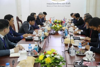 Bộ Xây dựng Việt Nam và Bộ Công chính và Vận tải Lào tiếp tục tăng cường hợp tác