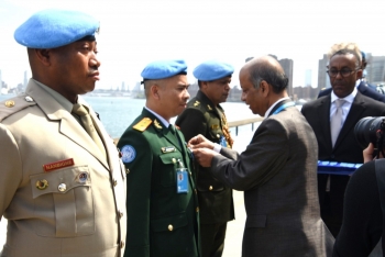 Liên hợp quốc trao tặng huy chương cho 3 sĩ quan Quân đội Nhân dân Việt Nam