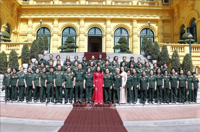 Phó Chủ tịch nước tiếp Đoàn đại biểu Hội Nữ chiến sỹ Trường Sơn - đường Hồ Chí Minh