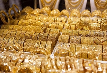 Ngày 27/8, giá vàng SJC có xu hướng tăng nhẹ Ngày 27/8, giá vàng SJC có xu hướng tăng nhẹ