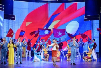Chương trình truyền hình đặc biệt tôn vinh tầm vóc quan hệ Việt Nam - Lào