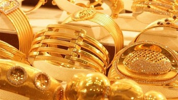 Giá vàng thế giới phục hồi nhẹ sau khi lao dốc Giá vàng thế giới phục hồi nhẹ sau khi lao dốc