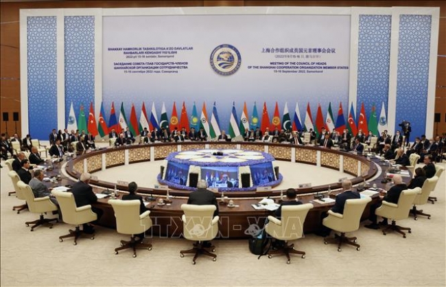 Sức hút của xu thế đa phương