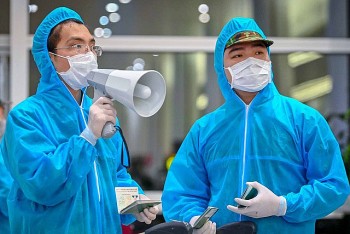 Sáng 7/10, Việt Nam hiện có 5.743 ca mắc Covid-19 nặng đang được điều trị Sáng 7/10, Việt Nam hiện có 5.743 ca mắc Covid-19 nặng đang được điều trị