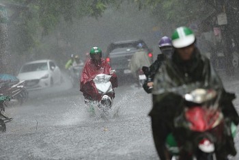 Dự báo thời tiết 28/10: Trung Bộ có nơi mưa rất to