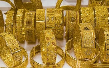 Giá vàng trong nước “bám” ngưỡng 60 triệu đồng/lượng