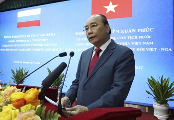 Chủ tịch nước thăm và làm việc với Trung tâm Nhiệt đới Việt - Nga