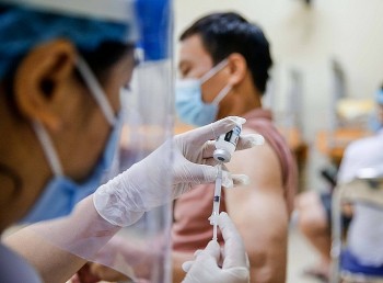 Tình hình dịch COVID-19 chiều 28/11: Đã tiêm gần 119 triệu liều vaccine; Bến Tre phát hiện 431 F0