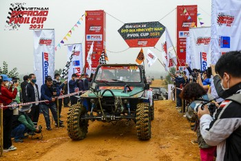 Khai mạc giải đua xe ô tô địa hình Việt Nam PVOIL Cup 2021