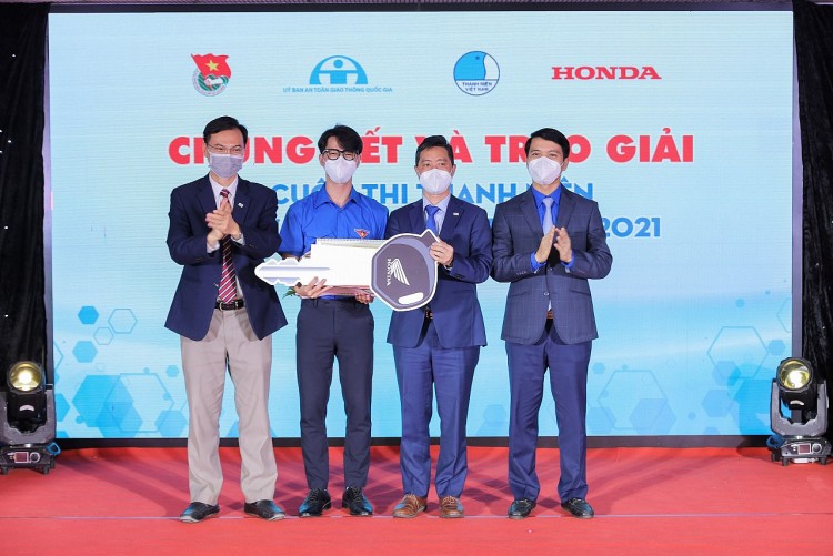 Thí sinh Huỳnh Thanh Thân (TP.HCM) xuất sắc dành giải nhât cuộc thi