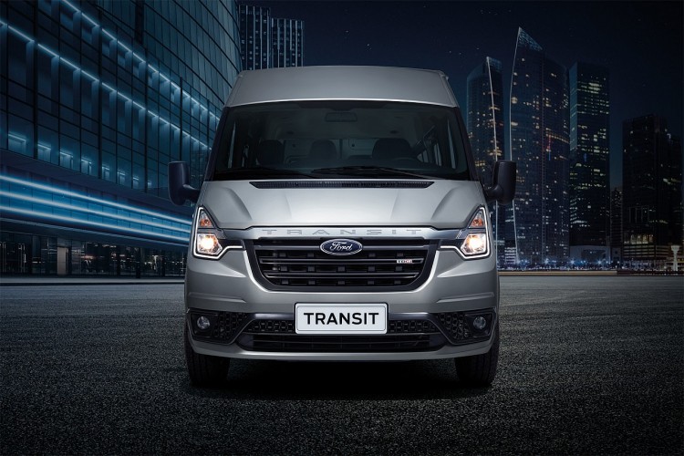 Ford Transit 2022 được cải tiến mạnh mẽ, giá bán khởi điểm từ 845 triệu đồng