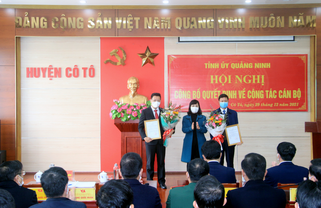 Quảng Ninh có tân Phó Chủ tịch HĐND tỉnh; điều động, bổ nhiệm nhân sự 3 địa phương