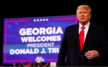 Ông Trump kiện ngoại trưởng bang Georgia vì làm lộ lọt cuộc gọi đòi phiếu bầu cử