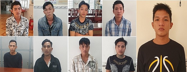 Tin tức pháp luật sáng 16/1: Vác dao và súng hỗn chiến trên Quốc lộ vì 'tranh nhau' nữ tiếp viên