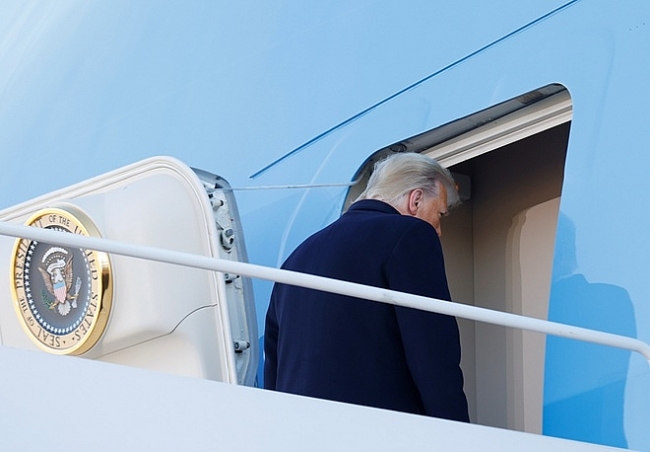 Ông Trump để lại "tâm thư" trong Phòng Bầu dục cho người kế nhiệm Joe Biden