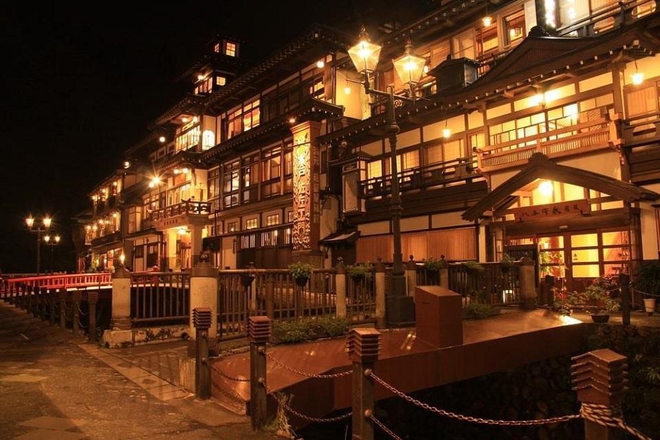 Ginzan Onsen - thị trấn suối nước nóng mang vẻ đẹp 