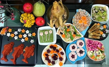 mam com cung ong cong ong tao dep nhu tranh ve khien dan mang xuyt xoa