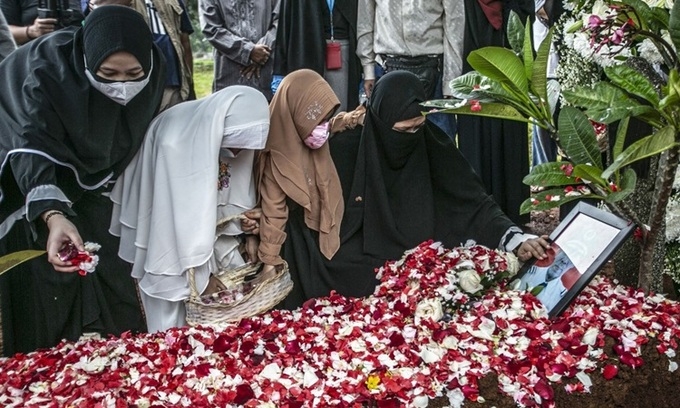 Gia đình các nạn nhân vụ máy bay rơi ở Indonesia chính thức khởi kiện Boeing
