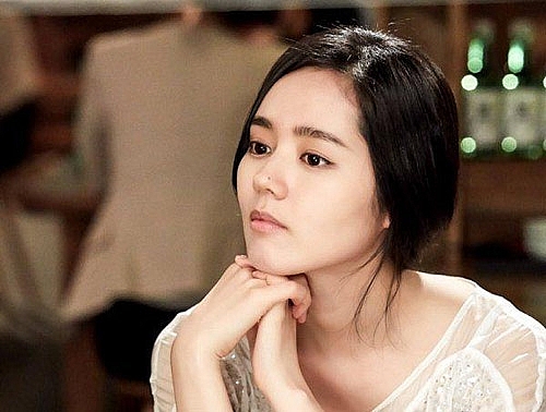 Tử vi hôm nay 14/4/2021: Công việc làm Kim Ngưu kiệt sức, quan hệ đồng nghiệp không như ý