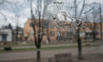 Một thị trấn của Ukraine bị lãng quên vì "kẹt" giữa hai chiến tuyến