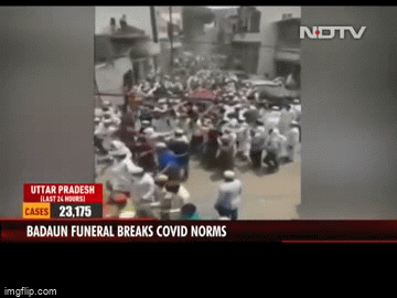 Người Ấn Độ vẫn ùn ùn dự đám tang giáo sĩ bất chấp "bão" COVID-19