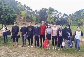 Tin tức thời sự trong ngày mới nhất: Bắt giữ, cách ly 11 người nhập cảnh trái phép vào Việt Nam