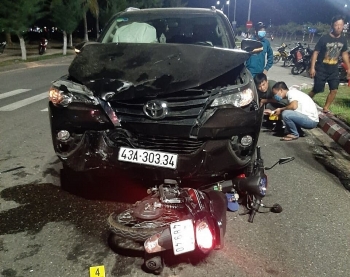 Tin tức tai nạn giao thông (TNGT) sáng 25/7: Xe máy chở 3 va chạm kinh hoàng với ô tô, 3 người thương vong