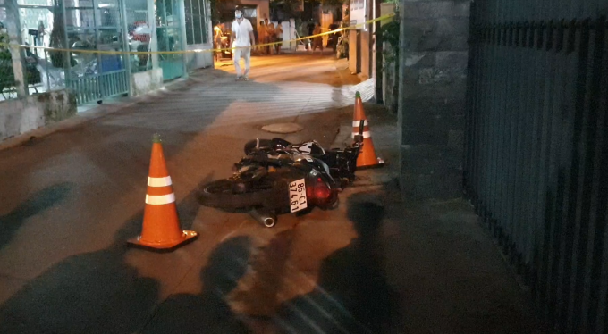 Tin tức pháp luật sáng 28/7: Nam thanh niên quê Phú Yên bị đâm chết trong hẻm nhỏ, nghi do va quệt giao thông Tin tức pháp luật sáng 28/7: Nam thanh niên quê Phú Yên bị đâm chết trong hẻm nhỏ, nghi do va quệt giao thông