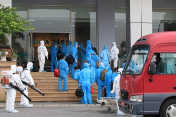 129 benh nhan covid 19 tu guinea xich dao da ve toi khu cach ly o dong anh an toan