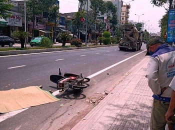 tin tuc tai nan giao thong tngt sang 317 nham chan ga nu tai xe dam nhieu nguoi vang vao cay xang