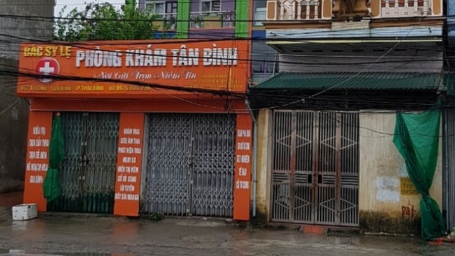 bat khan cap bac si san khoa dung thuoc chuot dau doc chau noi 1 tuoi