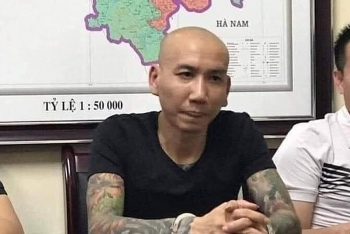 Vợ chồng "giang hồ mạng" Phú Lê bị bắt vì tội gì?